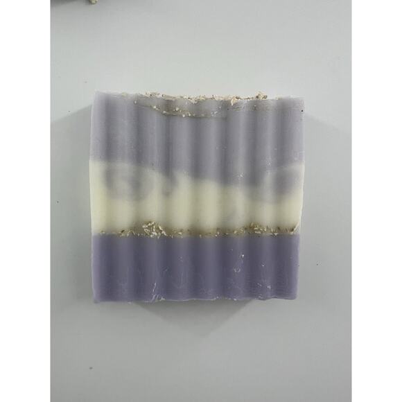 3x Goat Milk and Oatmeal Soap Bar Lavendar Vanilla Purple 3oz Face Body New - Picture 6 of 7